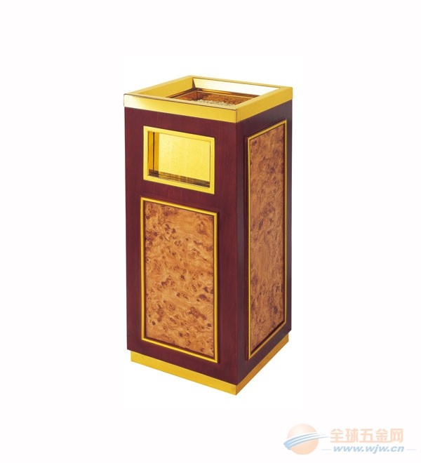 怎么用桶做钓鱼台 IMG110510004422015894.jpg