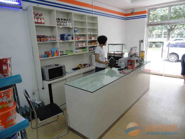青岛便利店装修 青岛便利店装修设计 青岛知名企业广智新装饰是一家专业从事,青岛商场装修,青岛宾馆装修,青岛旅馆装修,青岛酒店装修,青岛快餐店装修,青岛办公空间装修,青岛写字楼装修,青岛家庭装修,青岛别墅装修,青岛店铺装修,青岛精品店装修,青岛厂房装修,青岛美容院装修,青岛展柜制作,青岛展台制作,青岛门头装修,青岛门头制作,青岛亮化工程,青岛钢结构工程的综合性装修的专业装饰公司。